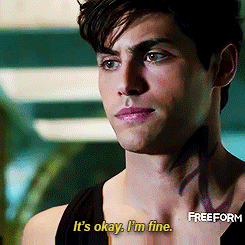 shadowhunters-matthew-daddario-alec-lightwood-lightwood-favim-com-4160335