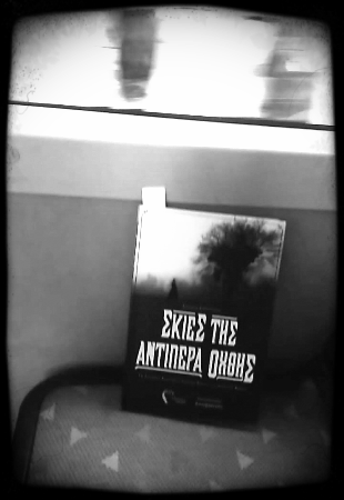 #booktalk: Σκιές της αντίπερα&nbsp;όχθης